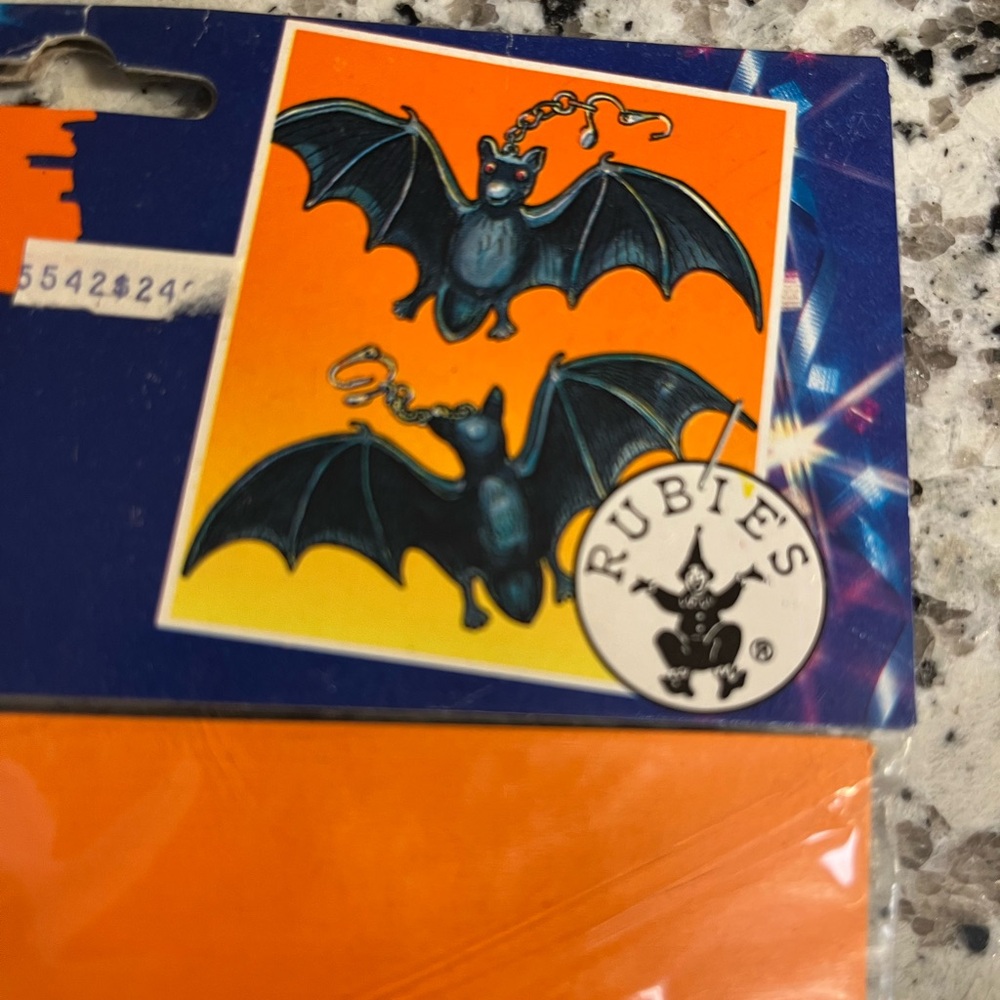 Bat Earrings - Picture 5 of 8